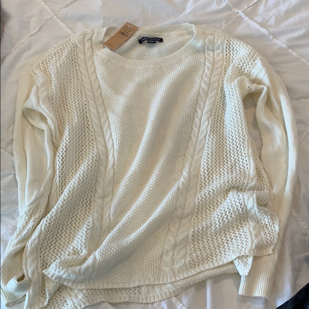 American eagle sweater